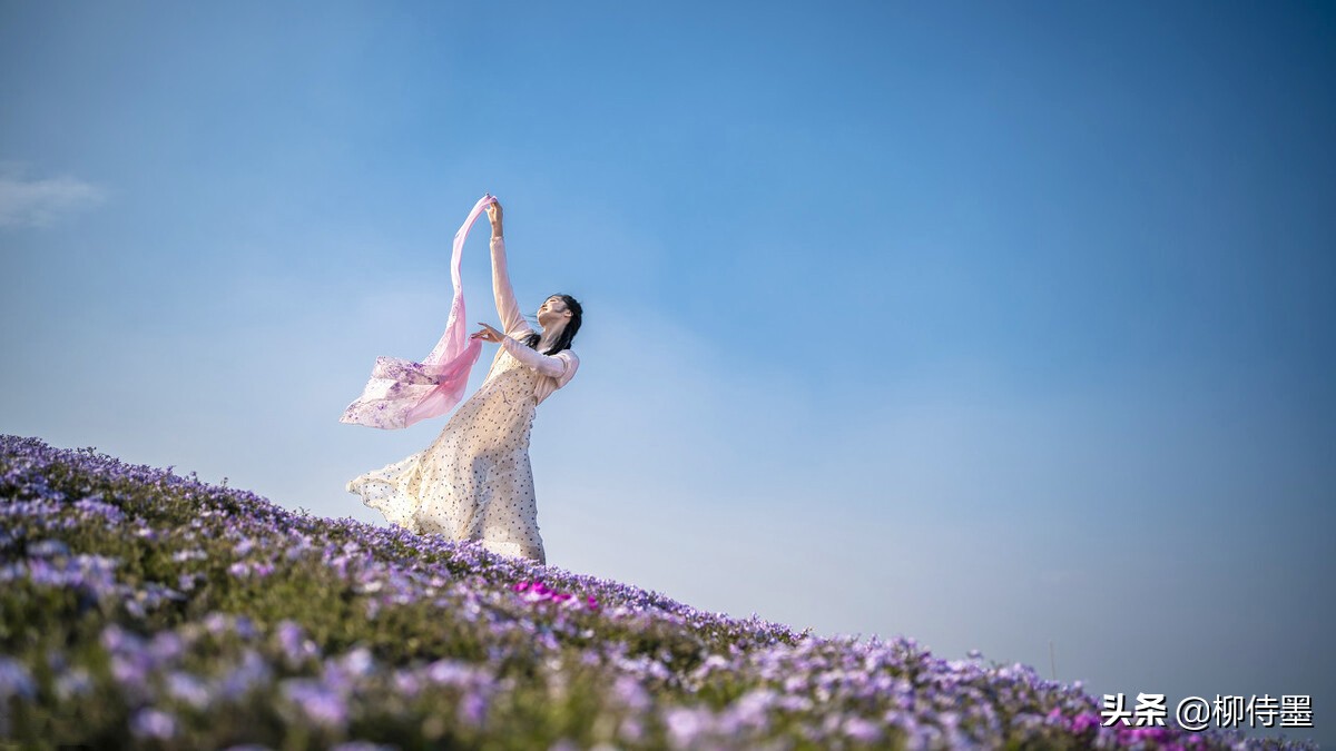 拍照之前怎么摆姿势高级,拍照姿势不会摆看看这些小技巧