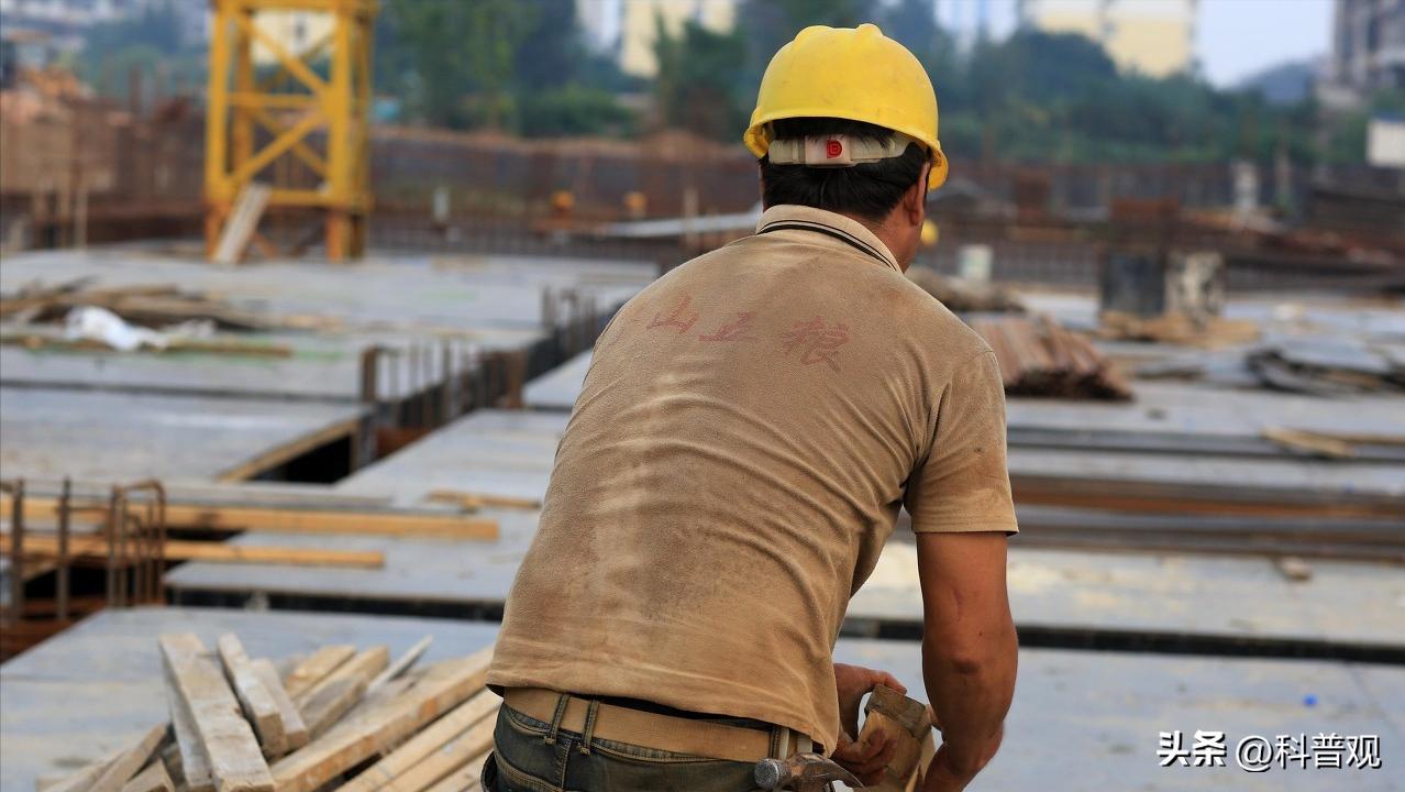 住桥洞研究彩票男子近况,男子痴迷彩票住桥洞中奖