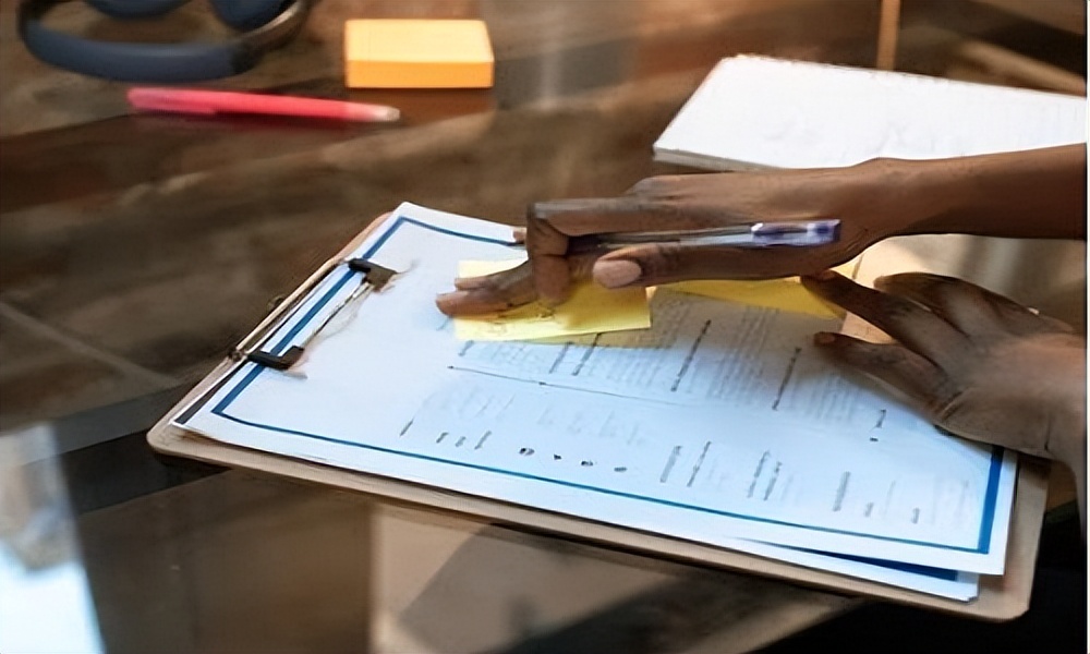 北京律师咨询:女子买房竟被第三方收15万团购费!解约后找谁退款