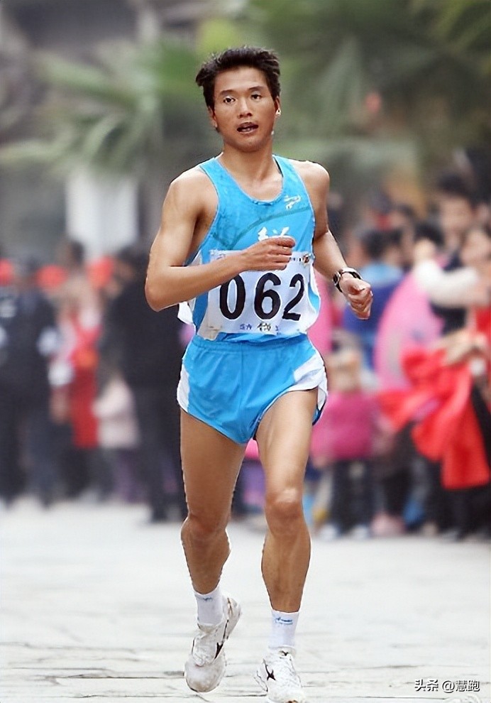 知行合一的马拉松“常青树”：记38岁厦马国内男子冠军尹顺金