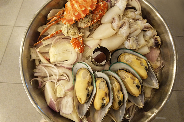 高尿酸发作是不是降尿酸就不疼了,尿酸高的症状对身体有哪些危害