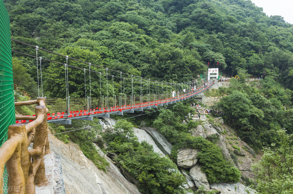 景区网红项目的本质在哪如何打造,网红旅游项目安全问题
