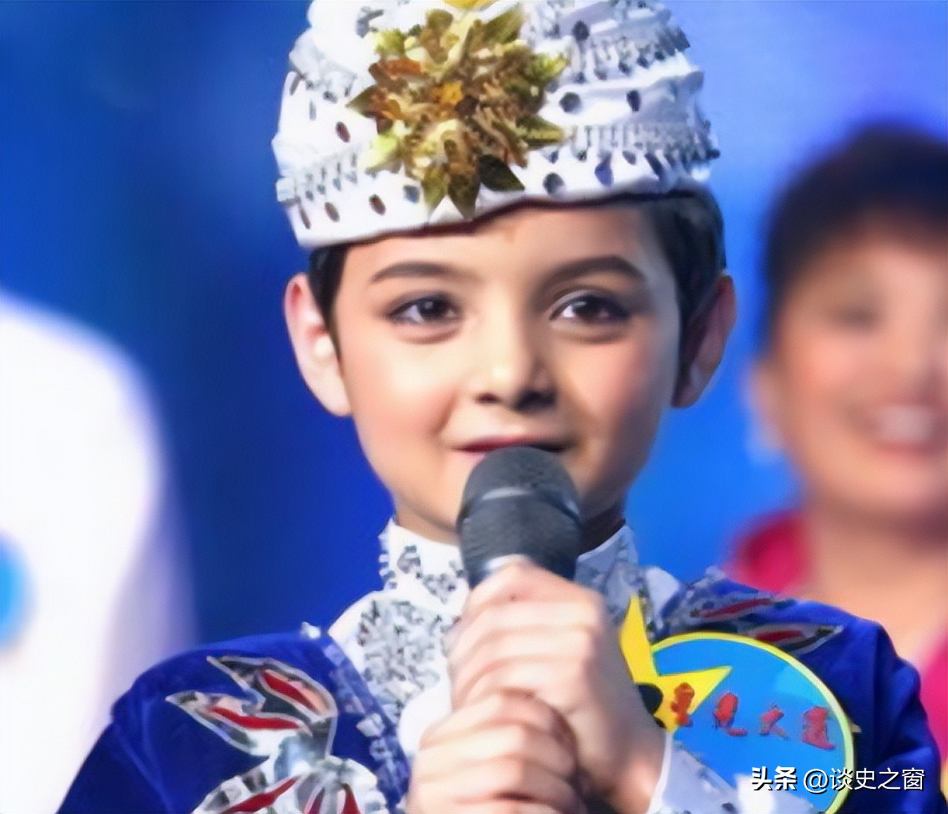 童星阿尔法为什么秃了,童星阿尔法秃头对比