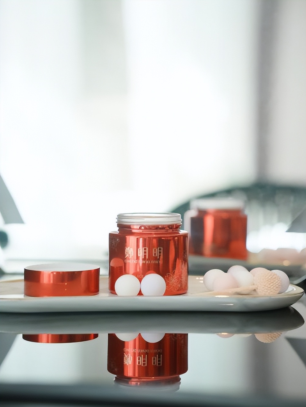 郑明明哪套护肤品抗皱,郑明明抗皱精华液真的有那么好吗