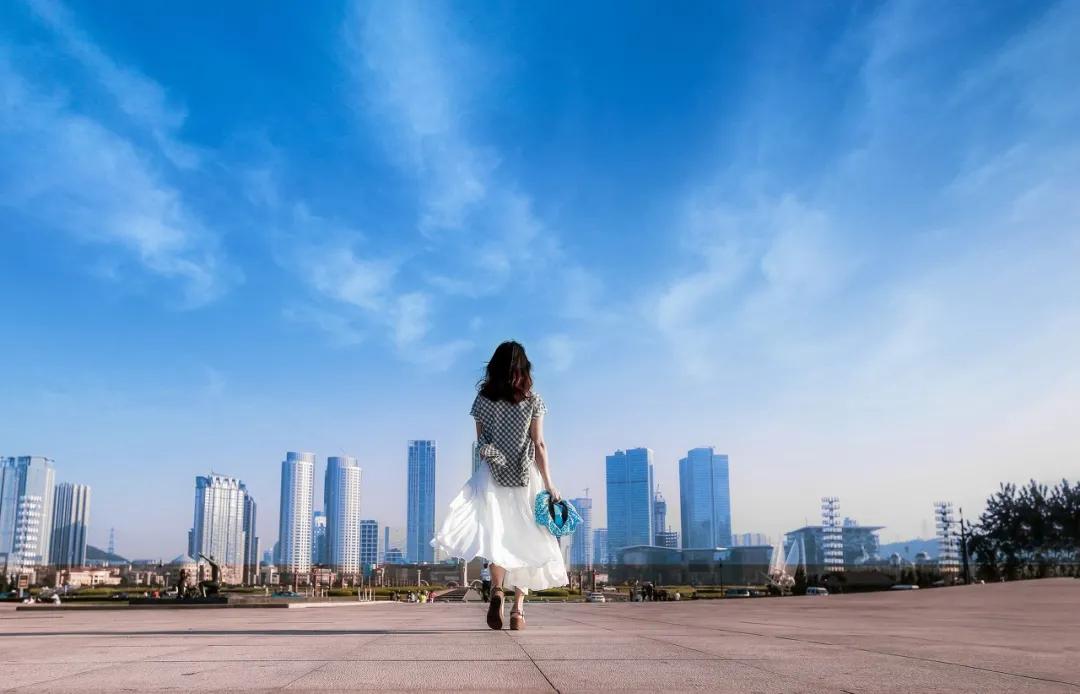 人生已过半剩下的时光更难熬,人生过半就放弃了许多梦想