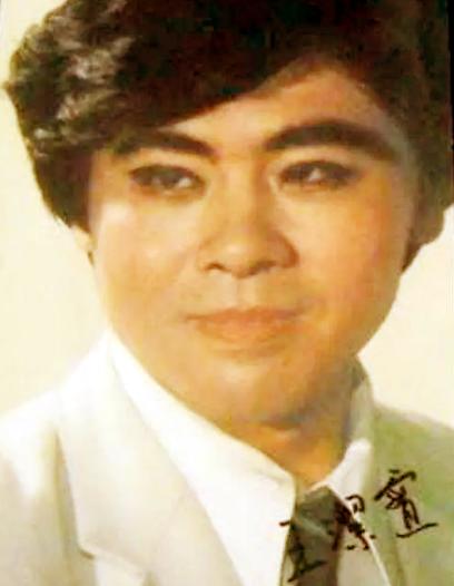 王洁实悼念歌唱家谢莉斯,歌唱家王洁实与谢莉斯分别多大