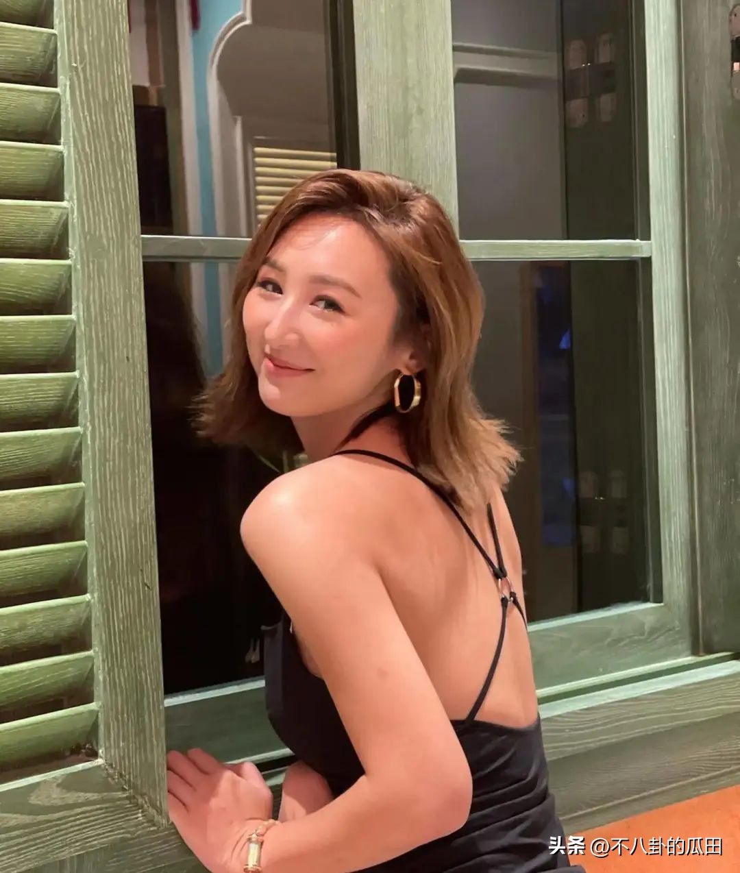 老牌港星扎堆定居北京,港星内地聚集