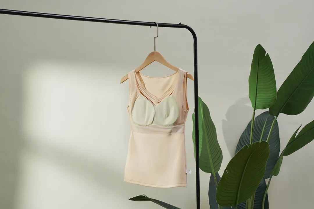 超薄保暖内衣3秒发热加绒可外穿,新款内衣爱戴