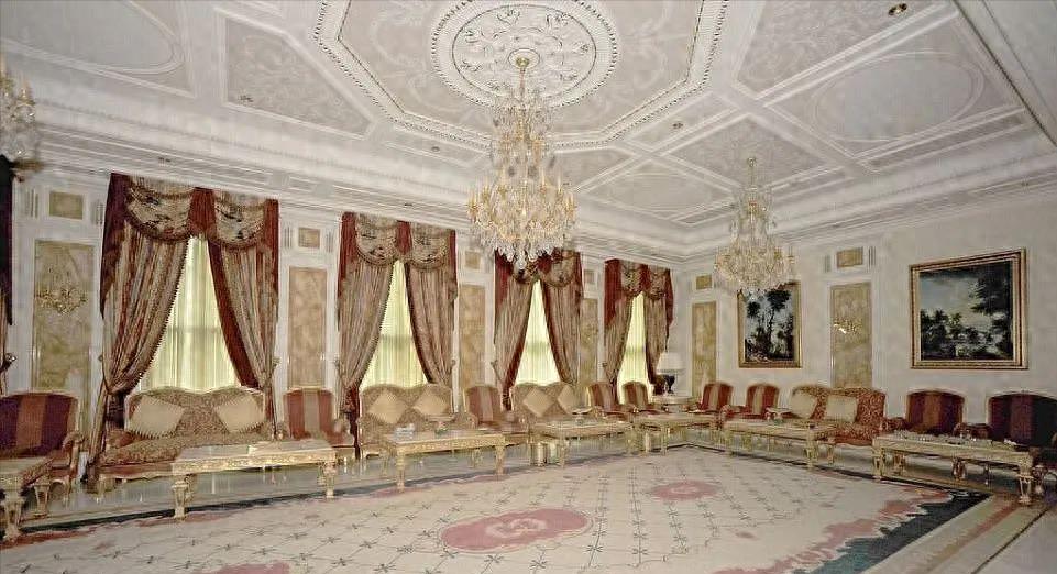 揭秘豪宅骗局,豪宅曝光金碧辉煌