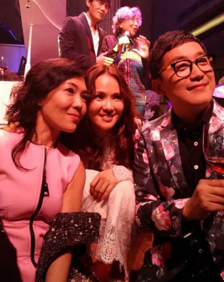 4对闹崩的塑料姐妹花：真情假意难辨，翻脸比翻书还快