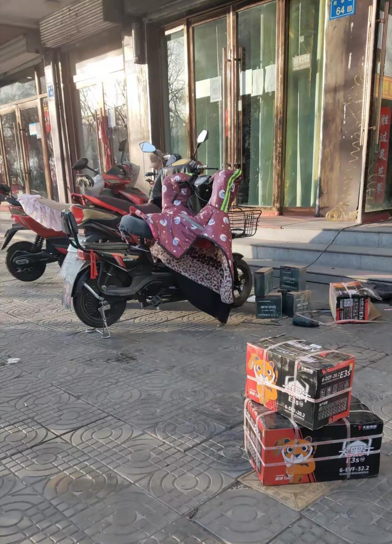 天能电瓶4块48v20a以旧换新价格,电动车电瓶48v20a以旧换新多少钱