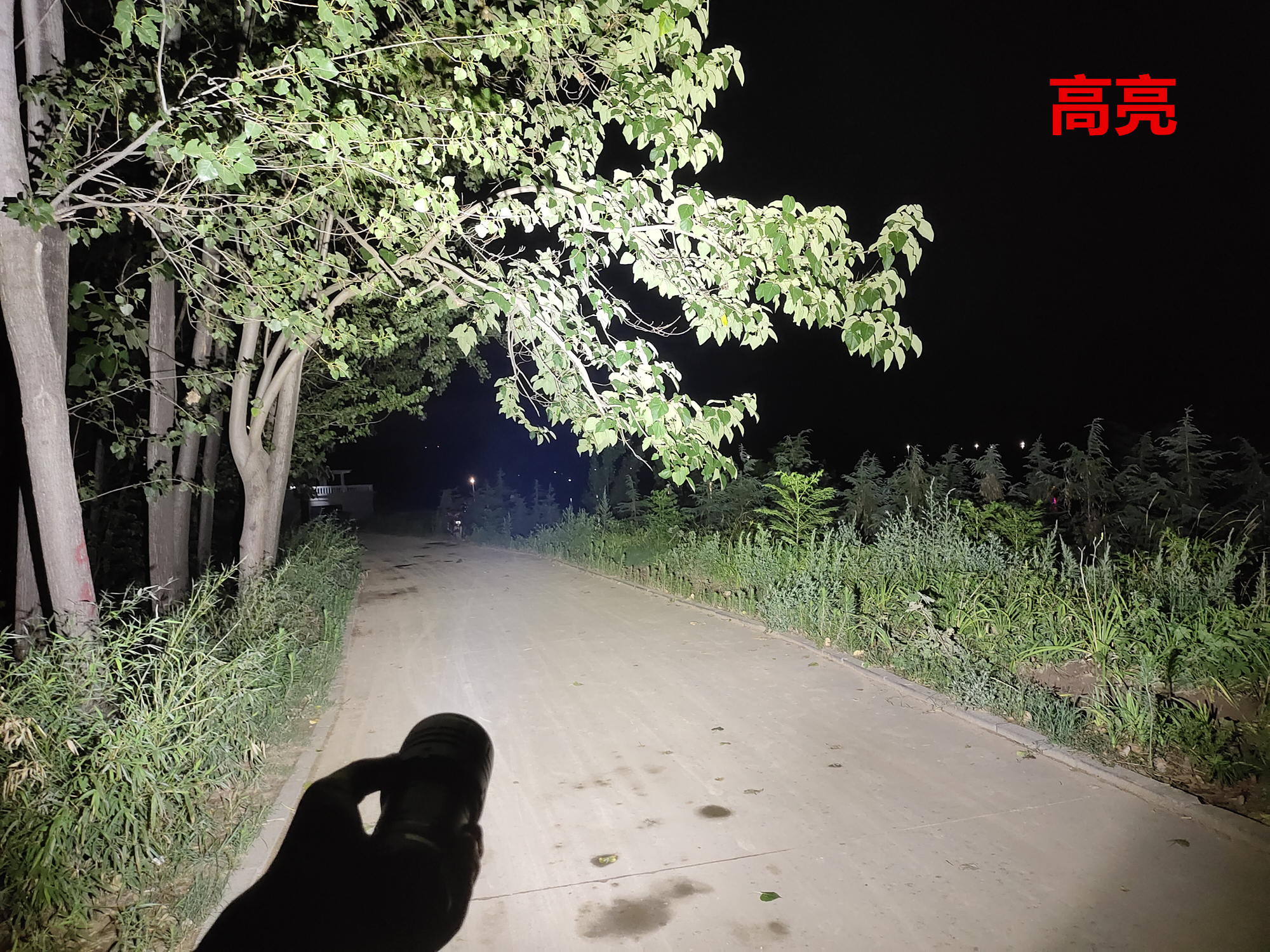 索菲恩dl06手电评测,sofirn索菲恩手电指挥官测评