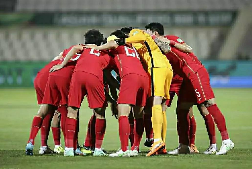 国足新名单郑智,国足补充征调徐新参加本期集训