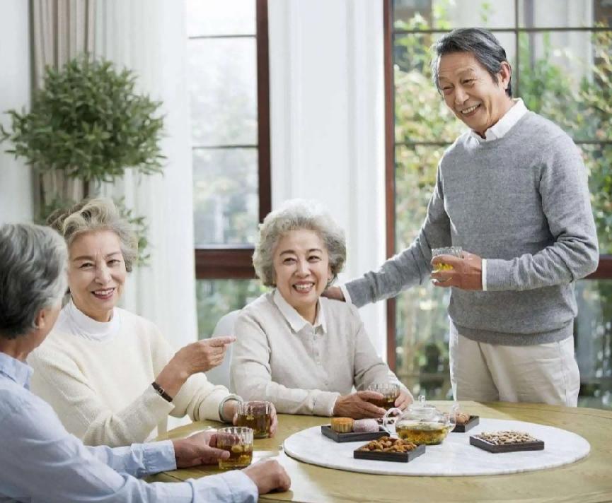 老年人的生活有什么共同特点,老年人的生理特征有哪些