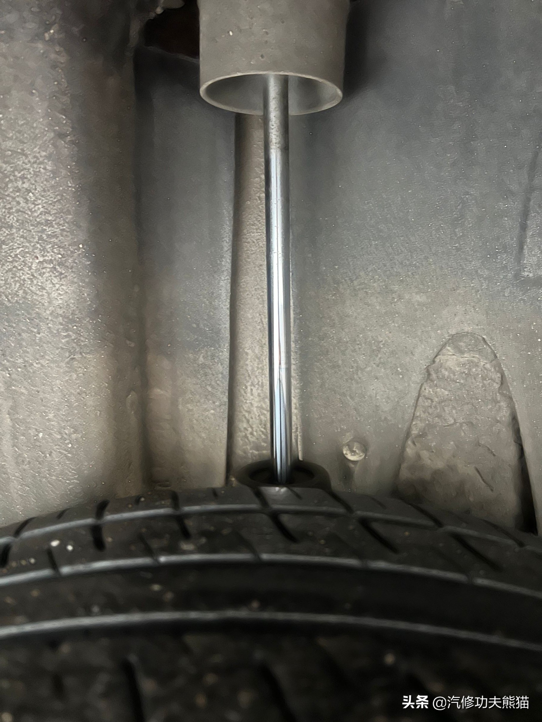 经济下行要不要换一般的车,经济下行要不要换奔驰