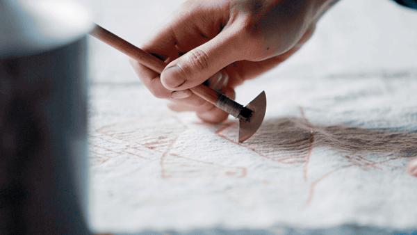 他在贵州租下200亩山谷，95后纷纷投奔：过不花钱的日子，很快乐