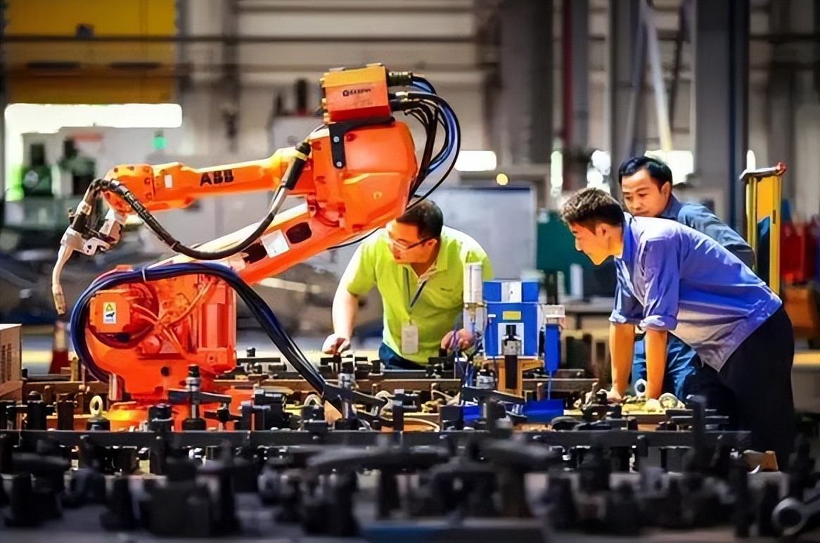 张雪峰说外卖的前景,大学生外卖员评价张雪峰