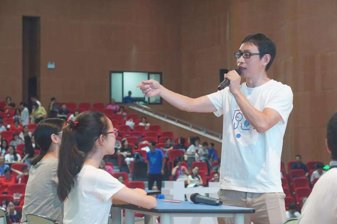 范跑跑逃跑有学生遇难吗,范跑跑在地震时抛下学生独自逃命