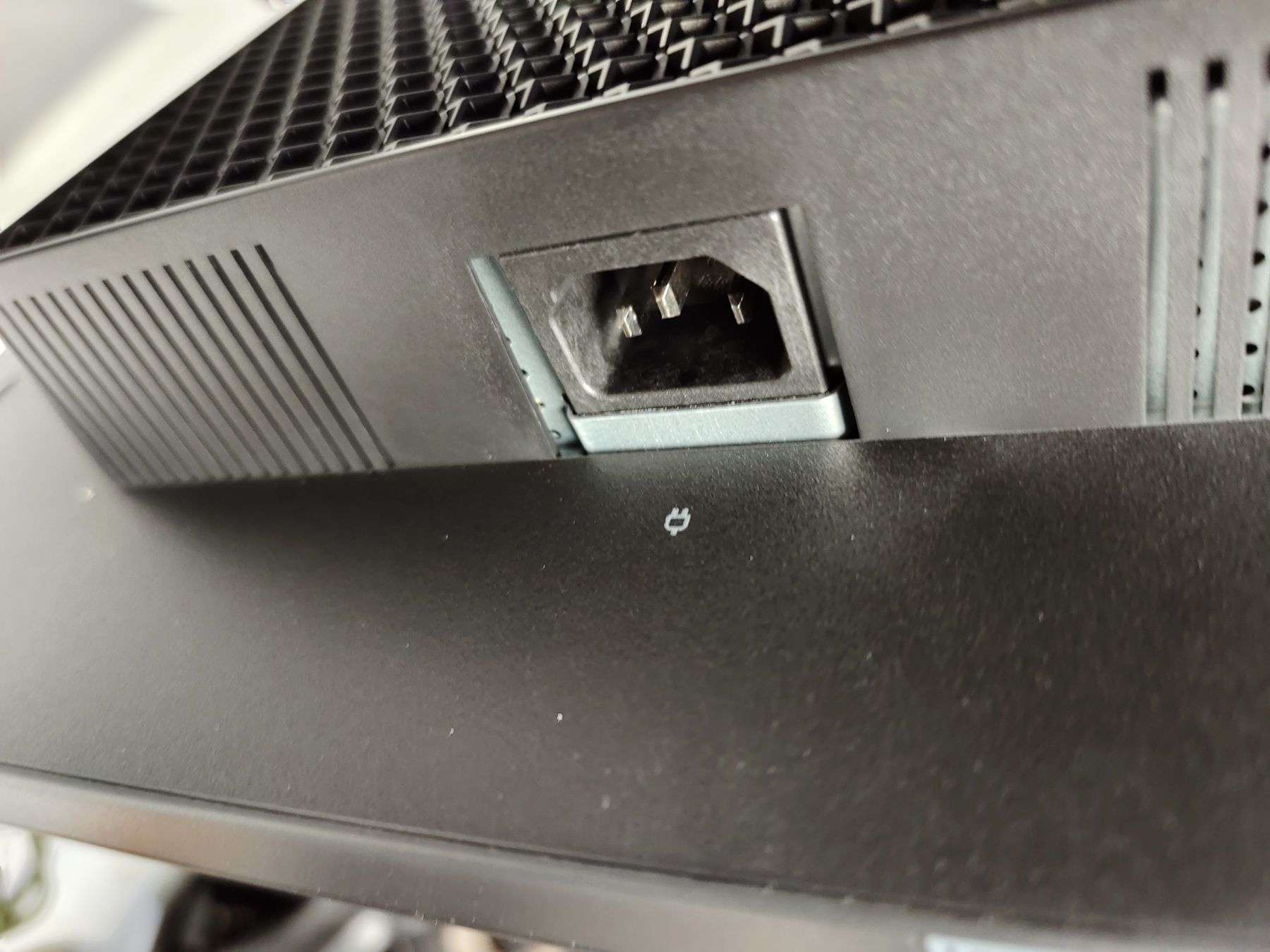 适合学生党的联想拯救者pro,联想拯救者y25-25显示器测评