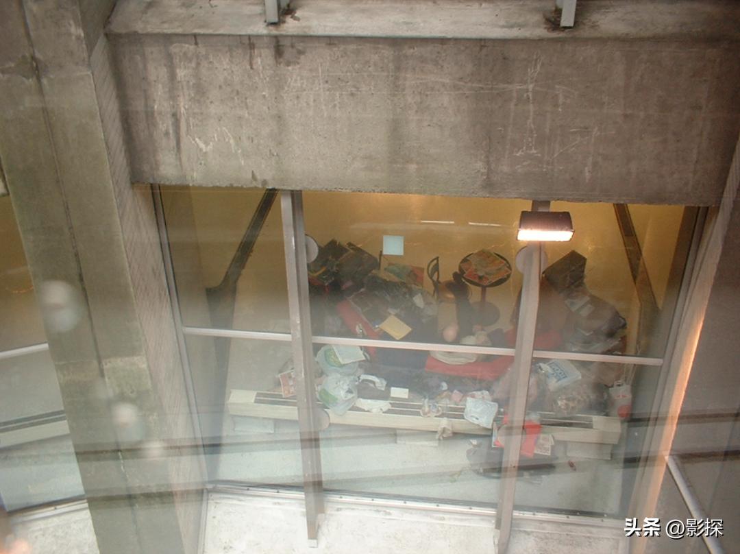 被困机场18年电影,被困机场18年