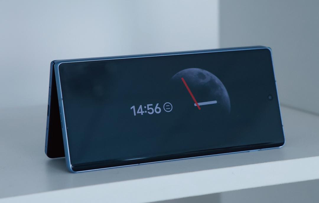 vivoxfold2深度评测值得买吗,vivo大折叠xfold2白色