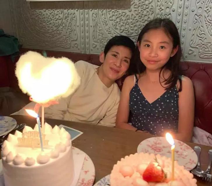 吴君如女儿出道这颜值是认真的吗,吴君如12岁女儿视频