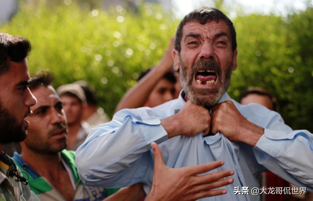 以军炸死黎巴嫩祖孙四人,被以军炸死的婴儿