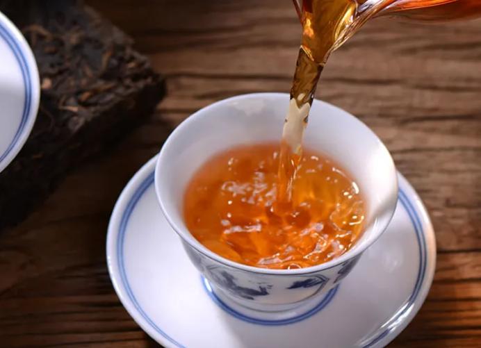 中年人喝茶有什么忌讳,老年人喝茶这8个禁忌最好要当心