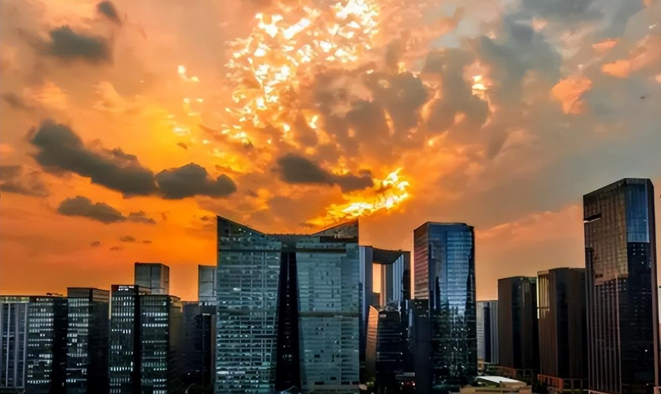 专家表示经济越来越好，为何普通人却感觉：工作难找，收入变低？