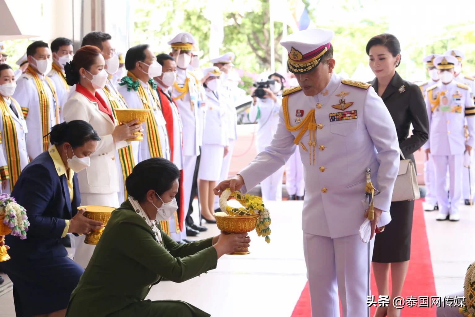 泰国公主颁发毕业证,泰国国王授予毕业证