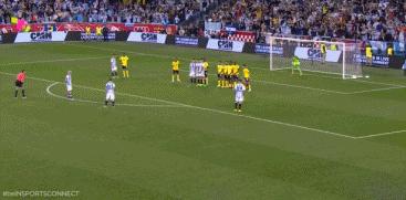 梅西与c罗巅峰对决世界杯,梅西阿根廷世界杯悲情