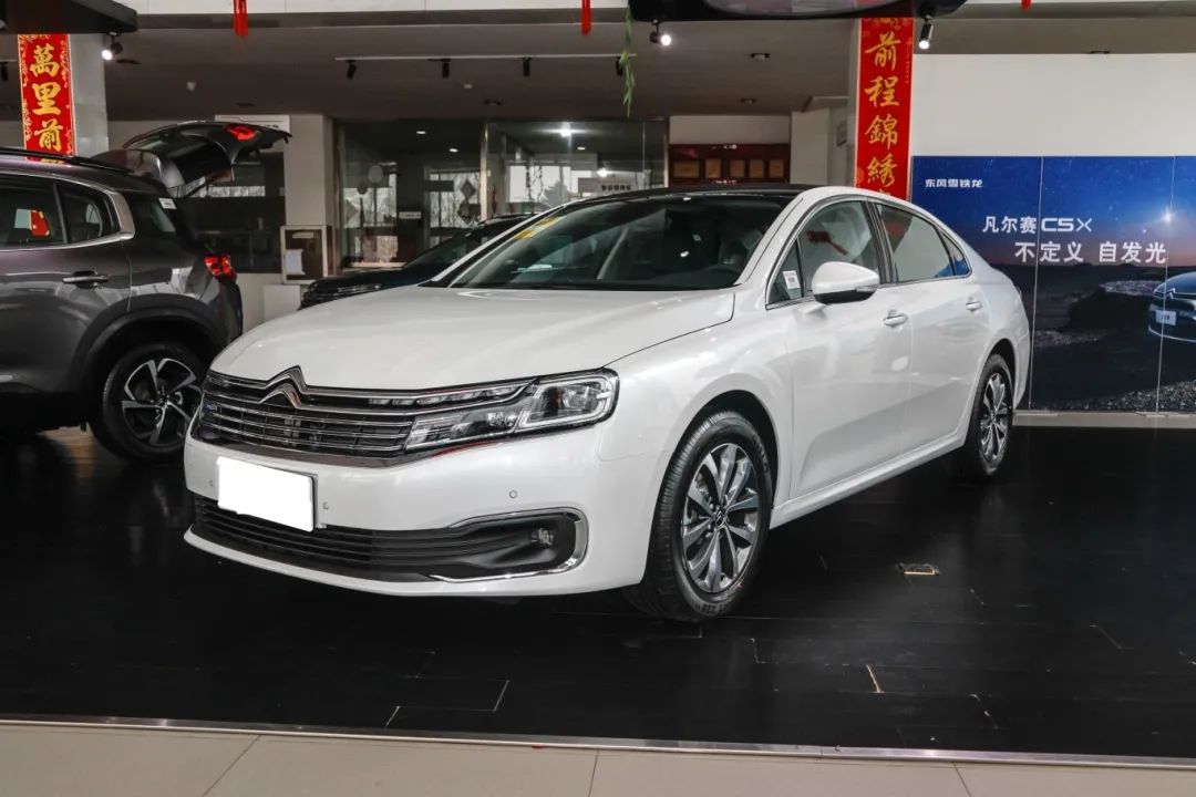 雪铁龙c3-xr新款长途表现,新雪铁龙c3-xr2021款190thpdct致尚版