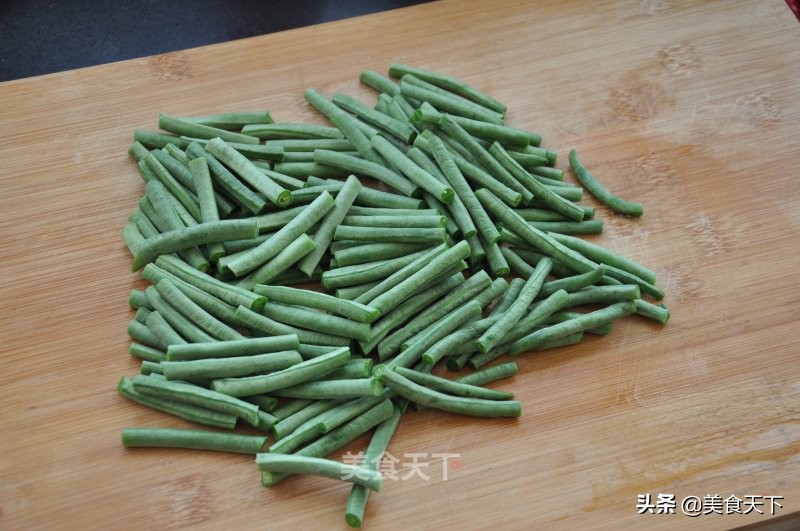 豇豆怎样做既可以当饭又可以当菜,家常豇豆的做法配什么更好吃