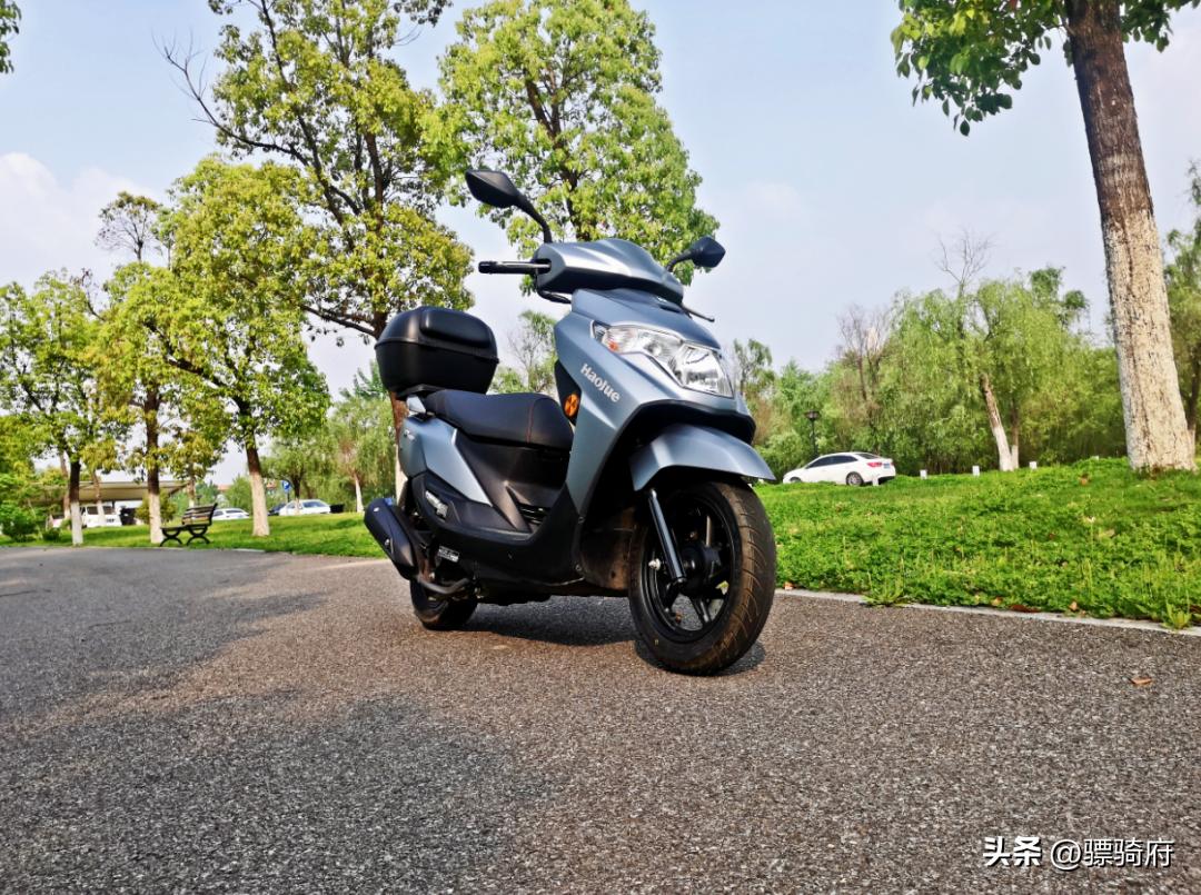 豪爵虎鲨vx125骑行体验,豪爵虎鲨vx125适合女孩子开吗