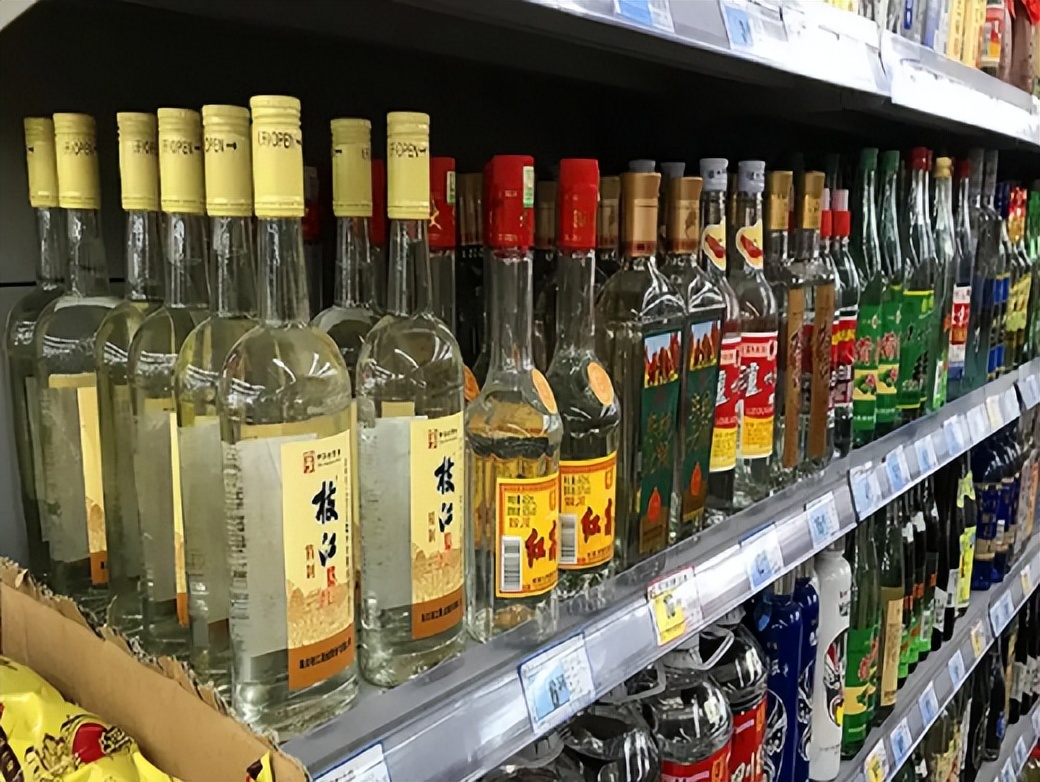 盘点我国5大光瓶白酒,中国6大纯粮酒