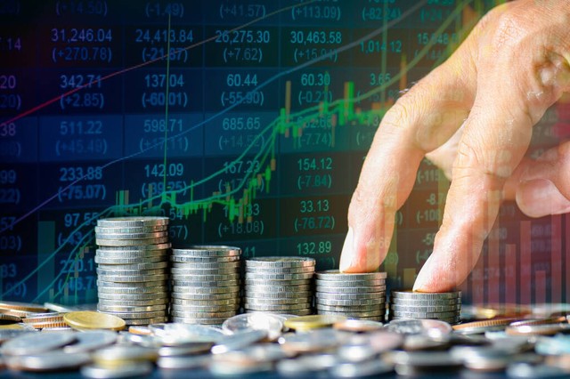 相关视频教你顶级商业赚钱思维,1000个铁粉打造个人品牌