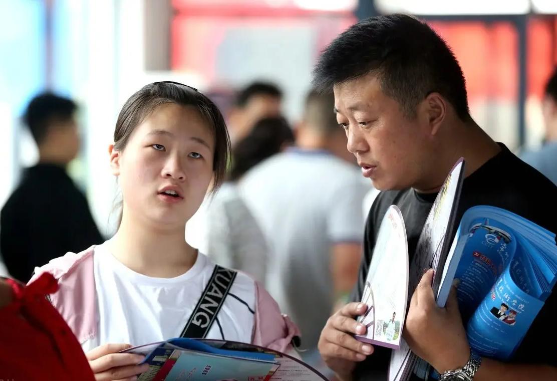 最新高校排名大连理工,辽宁理工和大连东软哪个学校好