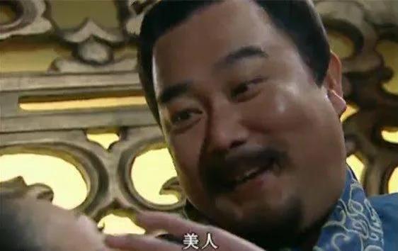 前脚吹“绝色美人”，后脚就被配角狠狠艳压，这些女明星图啥啊