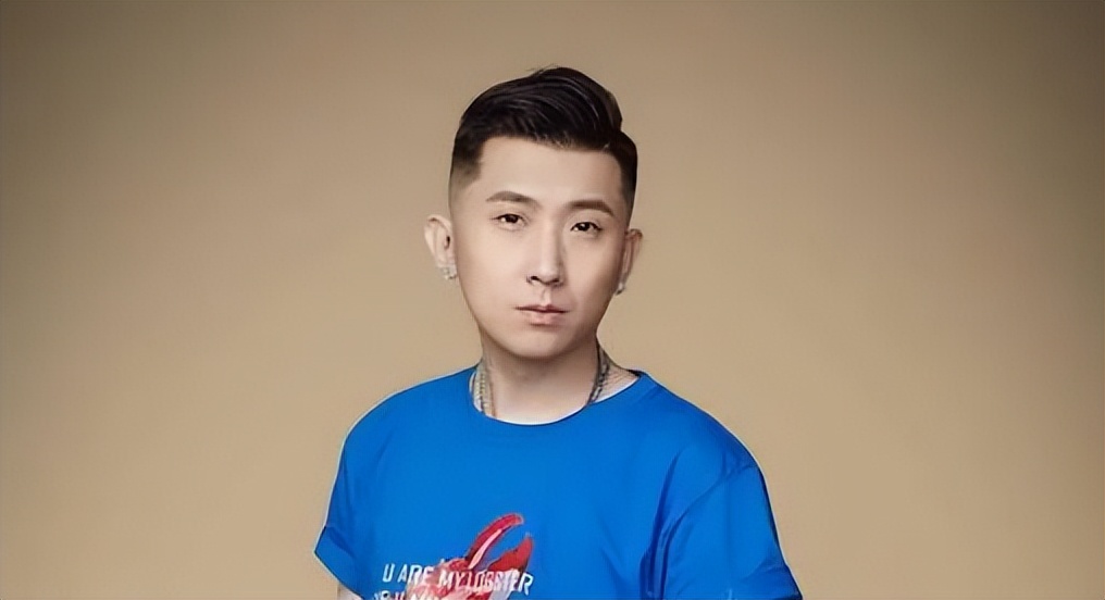 何超莲和尚九熙是不是发小,何超莲尚九熙关系