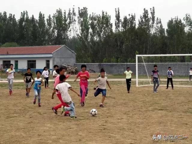 请把中国足协赶出事业单位编制，不许他们拿国家的钱，丢国家的脸