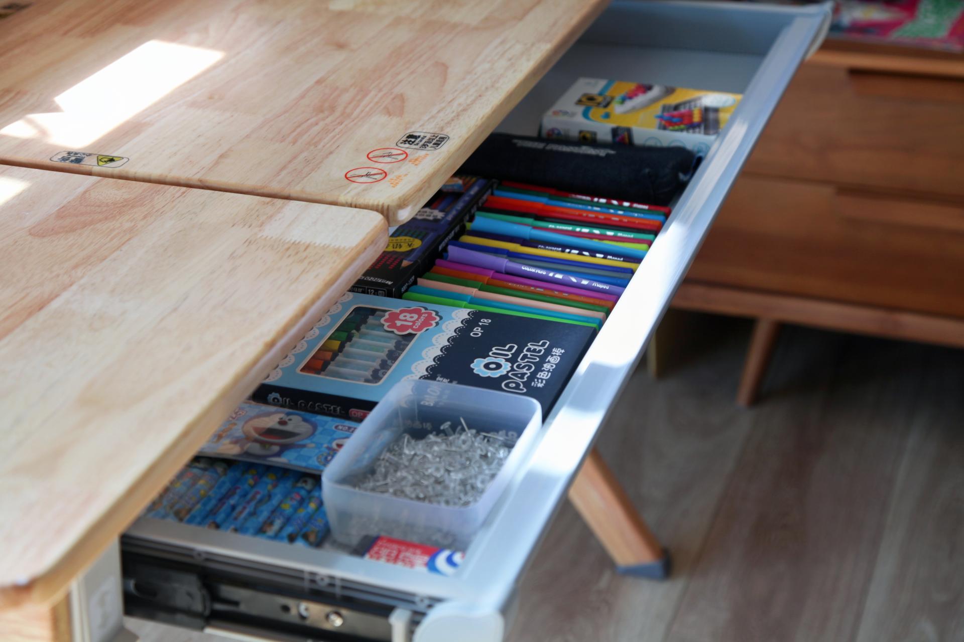 斯芬达小鹿桌配套阅读架,斯芬达小鹿桌儿童实木学习桌