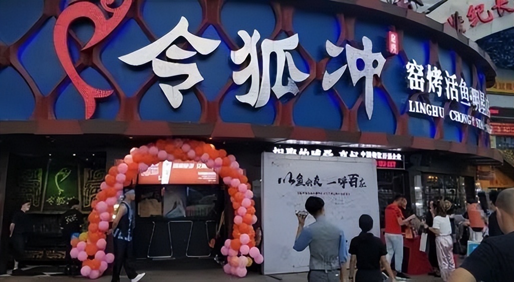 舞爪卤味休闲食品引领卤味新潮流,舞爪卤味加盟店多少钱