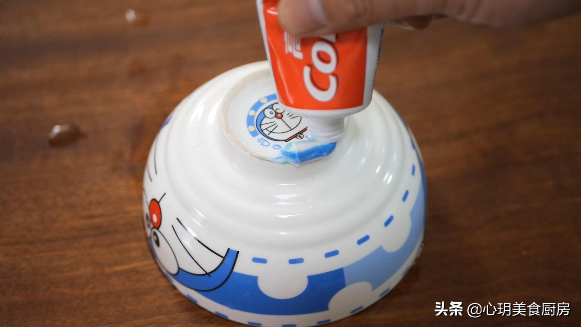 不管剪刀多钝简单一招立马变锋利,剪刀不锋利可以试试这种方法