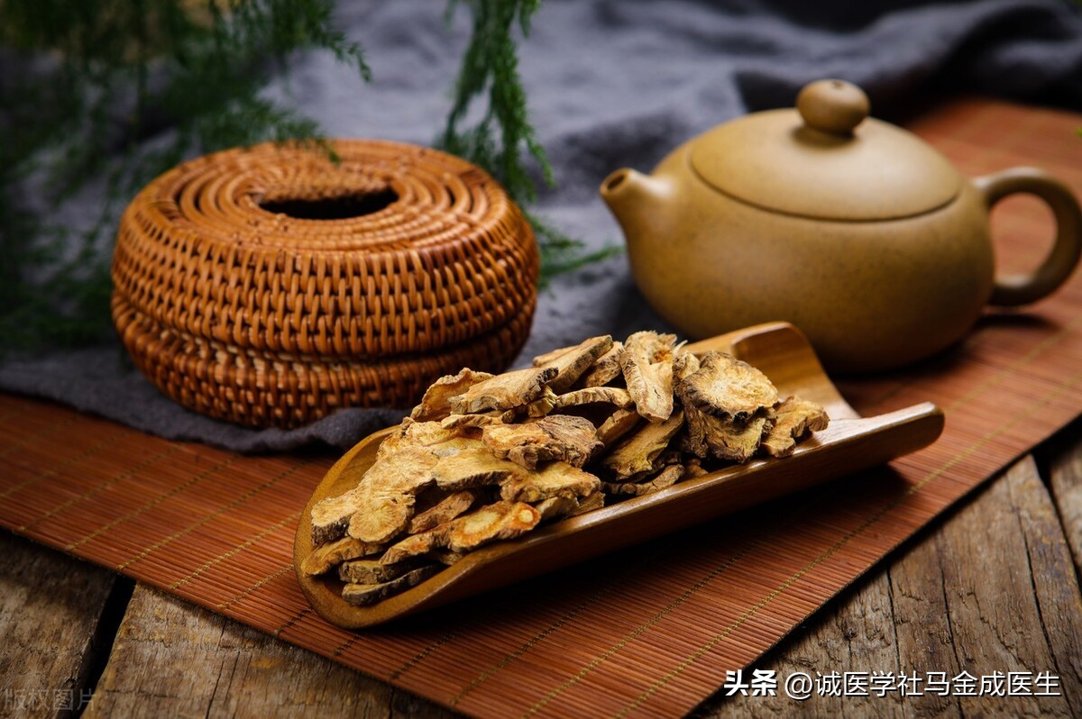 口苦耳鸣流泪失眠吃什么药,口苦两肋痛失眠吃什么药