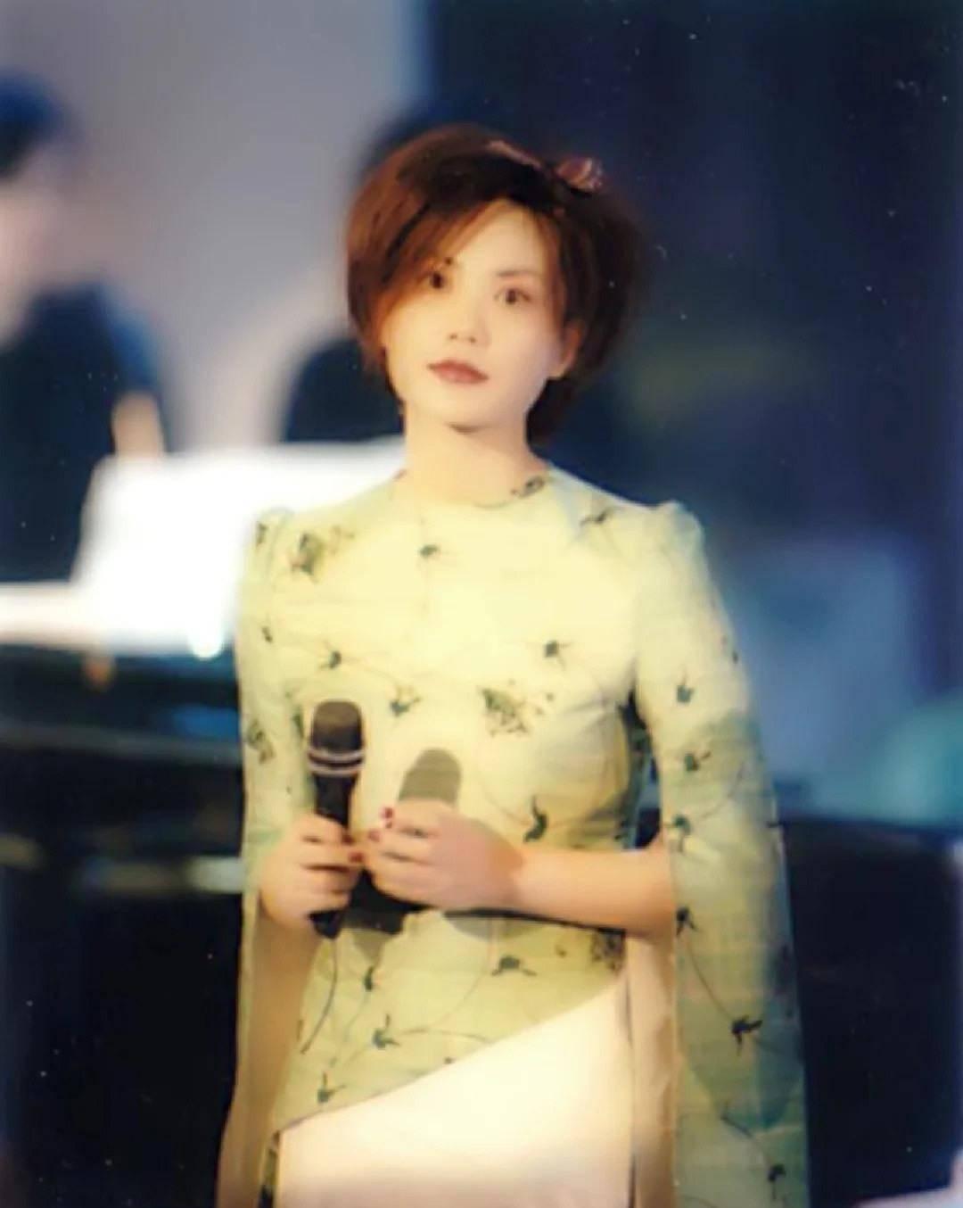 80年代我穿袜子的老照片,80年代袜子老照片