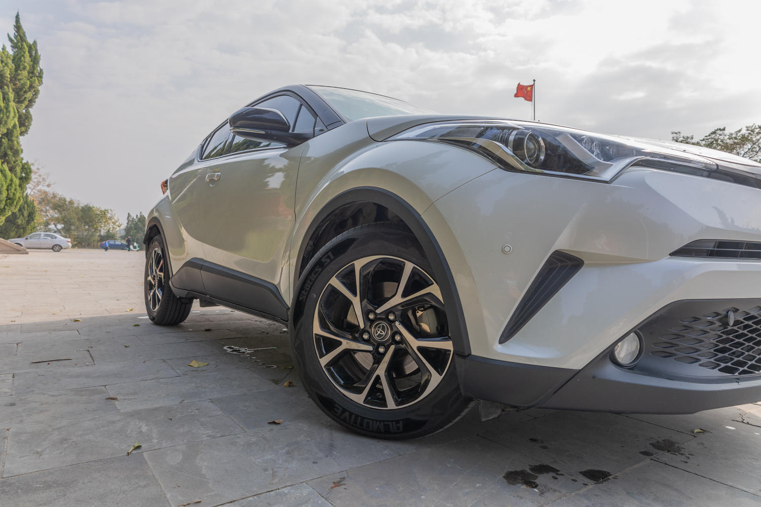 降噪只是优点之一：支点轮胎静力StaticsS1体验