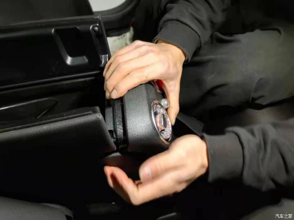 奔驰c43amgcoupe内饰改装,奔驰c43旅行版改装大包围