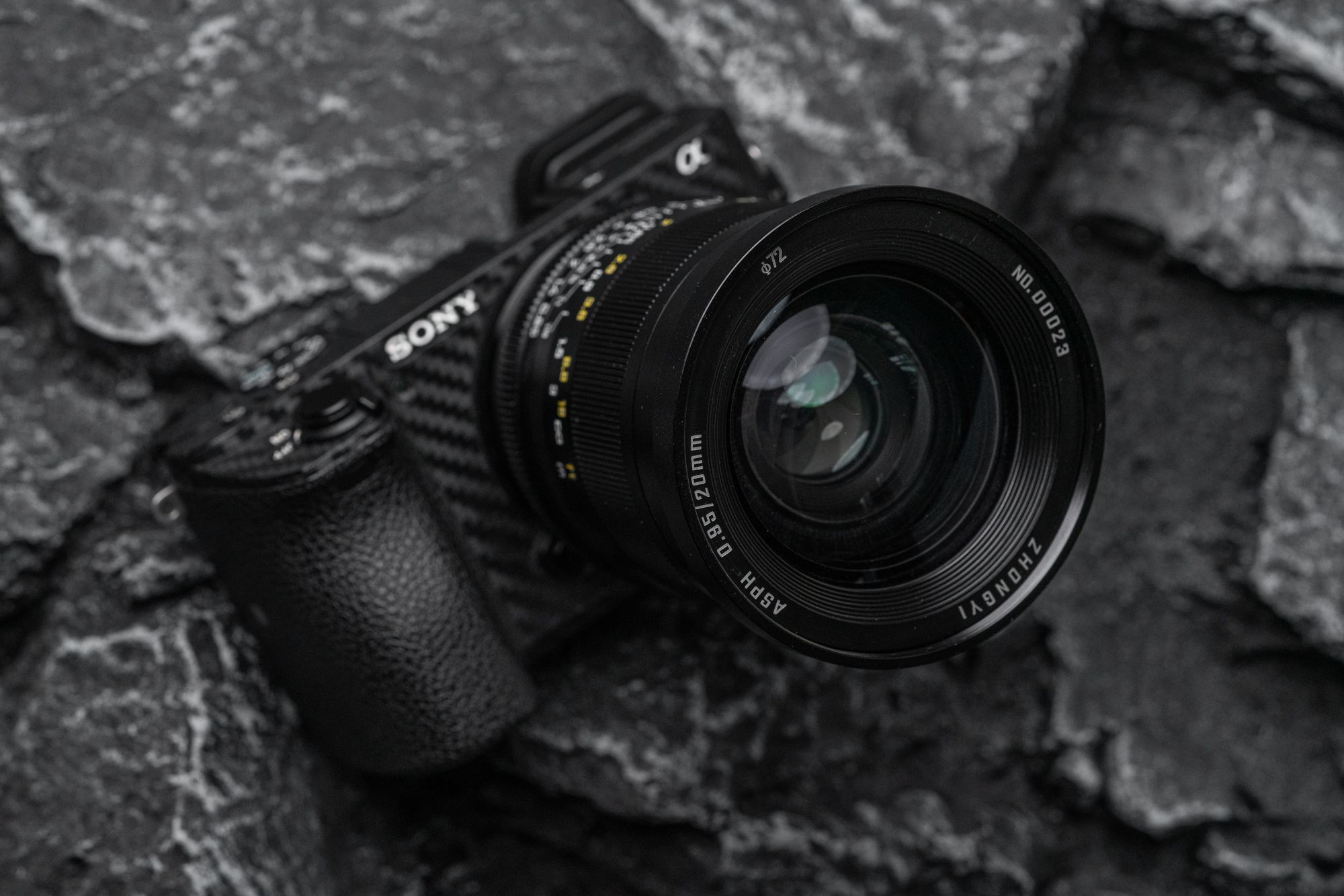 超大光圈镜头f0.6,20mm广角大光圈