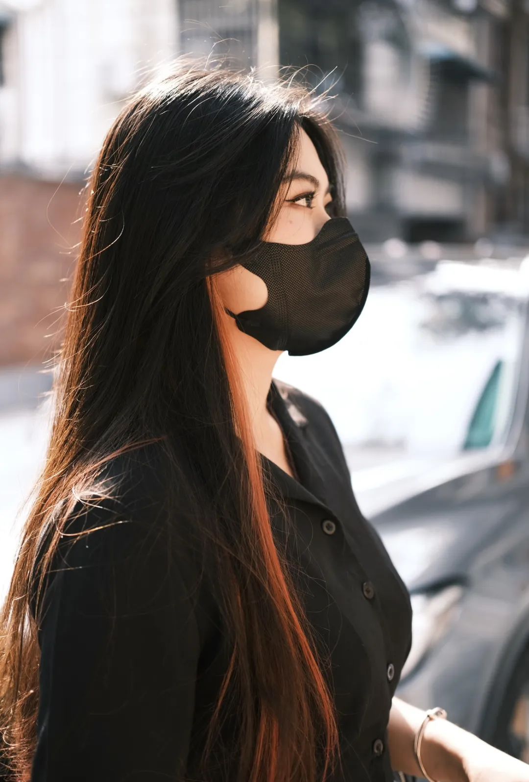 穿白t配什么发型好看,选对发型怎么穿都美炸天