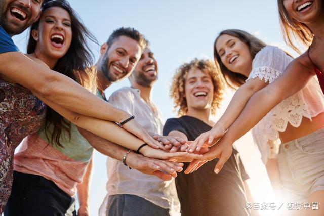 如何用英语介绍朋友句子,如何用英语介绍朋友初中